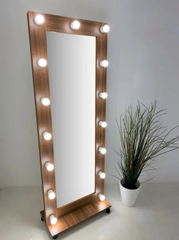 Гримерное зеркало с подсветкой на подставке 170х60 Орех