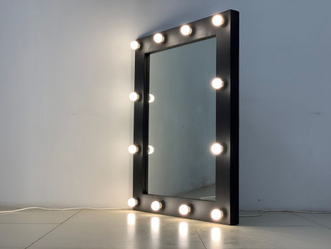 Гримерное зеркало с подсветкой в стиле лофт в черной раме 100x80 см